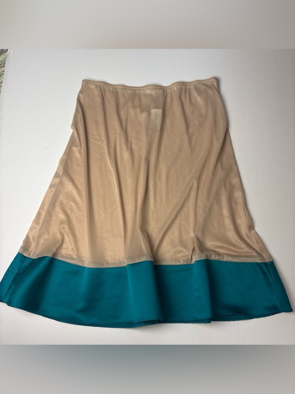David’s Bridal Women Size 16 Half Slip Beige Sheer Tan Nude Teal Green Poly Trim